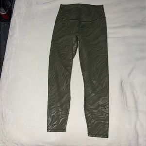 Fabletics Capri leggings& matching bra